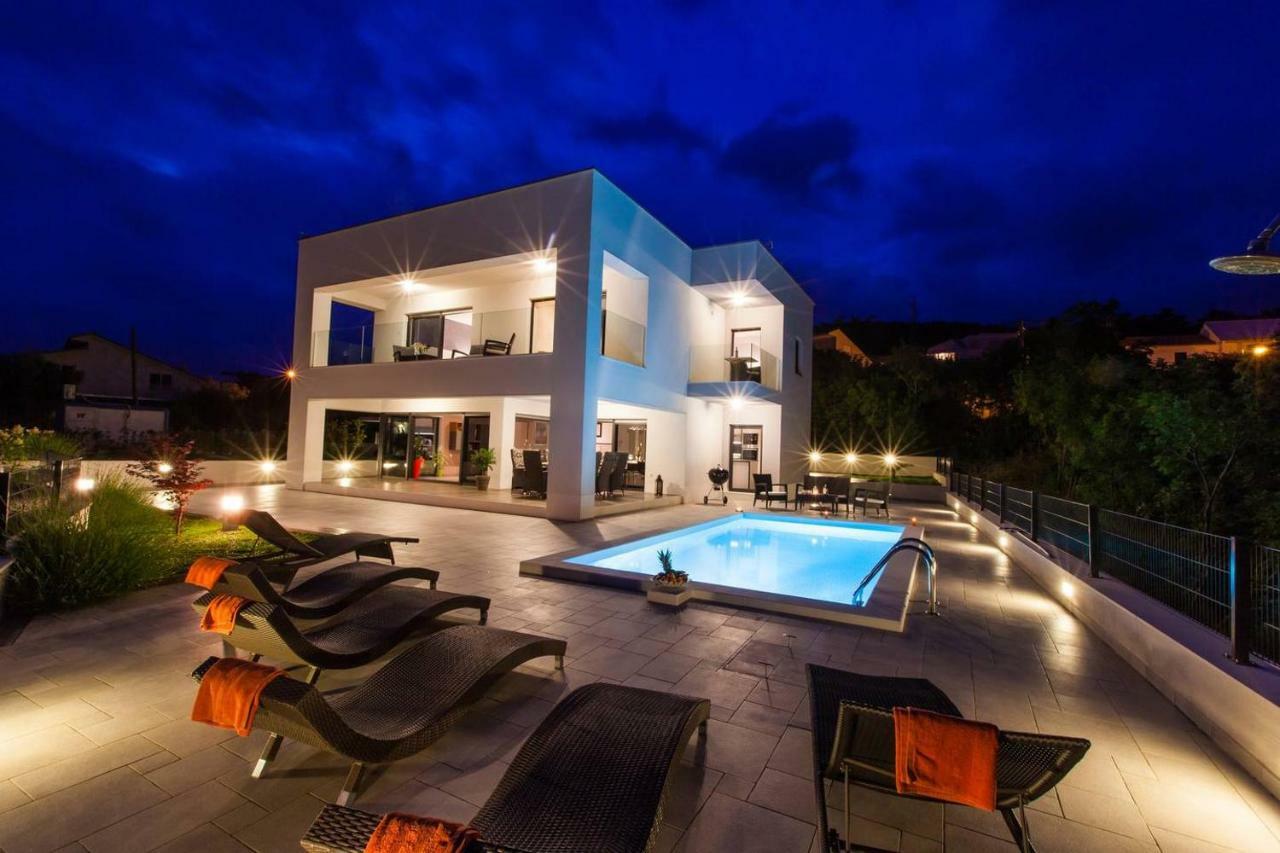 Villa Rina - Luxury Holiday Home Crikvenica Kültér fotó