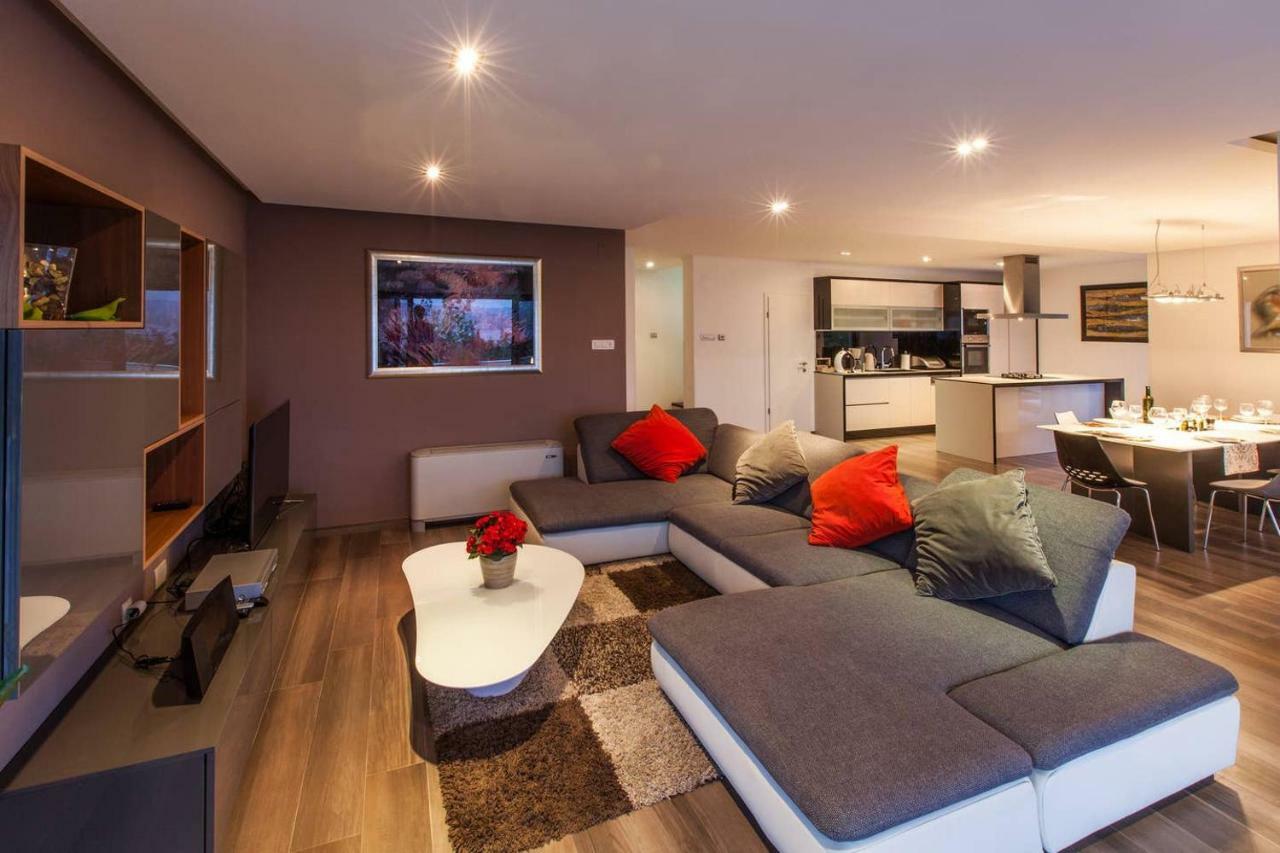 Villa Rina - Luxury Holiday Home Crikvenica Kültér fotó